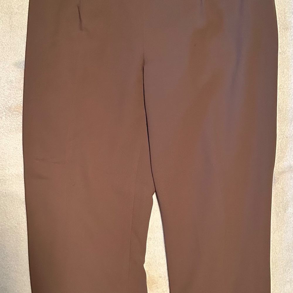 Gorgeous 3 Piece Women's Suit - Picture 3 of 6